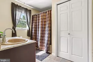 519 Colonial Crescent Dr, Lititz, PA 17543 - Photo 31