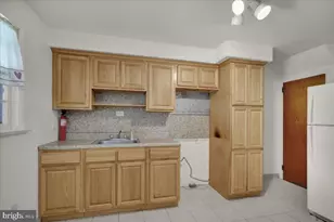 1257 Fremont St, Lancaster, PA 17603 - Photo 9