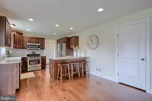 233 Loghes Dr, Manheim, PA 17545 - Photo 15
