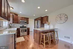 233 Loghes Dr, Manheim, PA 17545 - Photo 17