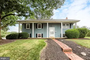 434 N Holly St, Elizabethtown, PA 17022 - Photo 1