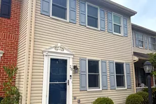 20 Foxfield Ln, Elizabethtown, PA 17022 - Photo 1