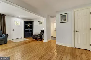 2050 Stonecrest Dr, Lancaster, PA 17601 - Photo 7