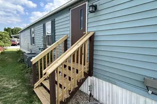21 S Green Acres Circle, Akron, PA 17501 - Photo 5
