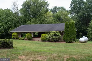 204 Herrville Rd, Willow Street, PA 17584 - Photo 3