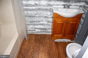 204 Herrville Rd, Willow Street, PA 17584 - Photo 17