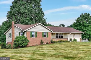 75 Hickory Rd, Denver, PA 17517 - Photo 9