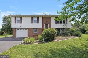 152 Brian Dr, Ephrata, PA 17522 - Photo 1