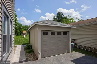 137 N Charlotte Street, Manheim, PA 17545 - Photo 3