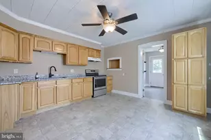 137 N Charlotte St, Manheim, PA 17545 - Photo 15