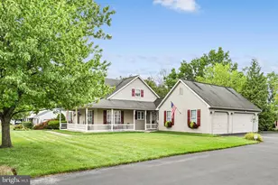 1374 Clearview Dr, Denver, PA 17517 - Photo 9