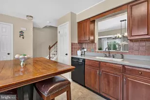 207 Pine Bridge Ln, Lancaster, PA 17603 - Photo 9