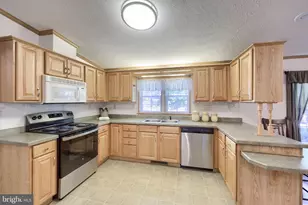 110 Homestead Dr, Stevens, PA 17578 - Photo 17