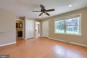 28 Elizabeth St, Washington Boro, PA 17582 - Photo 3