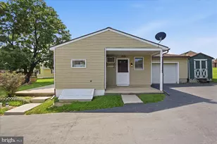 351 E Fulton St, Ephrata, PA 17522 - Photo 25
