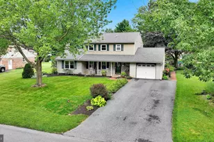 843 Douglas Dr, Lititz, PA 17543 - Photo 3