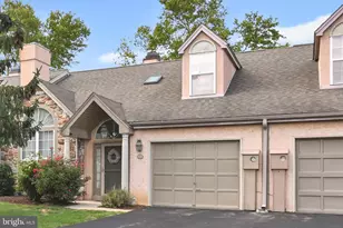 125 Greenview Dr, Lancaster, PA 17601 - Photo 3