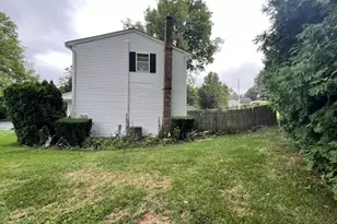 4084 Parkside Ct, Mount Joy, PA 17552 - Photo 3