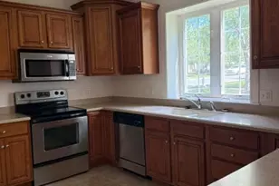 111 Village Dr, Lititz, PA 17543 - Photo 5
