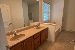 111 Village Dr, Lititz, PA 17543 - Photo 19