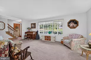 294 Westview Dr, Elizabethtown, PA 17022 - Photo 9