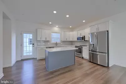 2482 Artesian Way, Lancaster, PA 17601 - Photo 3