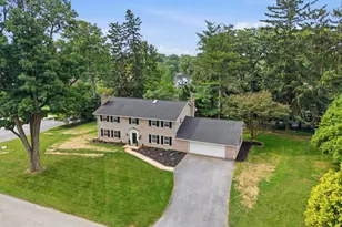 1300 Newton Rd, Lancaster, PA 17603 - Photo 5