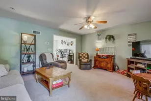106 Battens Cir, Leola, PA 17540 - Photo 5