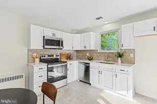 626 S Locust St, Elizabethtown, PA 17022 - Photo 9