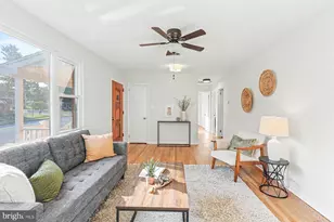 626 S Locust St, Elizabethtown, PA 17022 - Photo 7