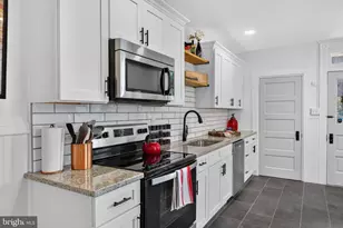 519 Lancaster Ave, Lancaster, PA 17603 - Photo 9