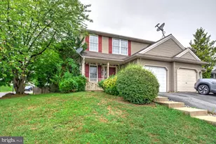 300 Elmshire Dr, Lancaster, PA 17603 - Photo 3