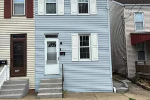 460 Manor St, Columbia, PA 17512 - Photo 1