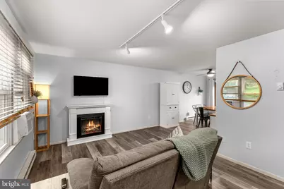 305 Fulton Street, Akron, PA 17501 - Photo 3