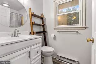 305 Fulton St, Akron, PA 17501 - Photo 17