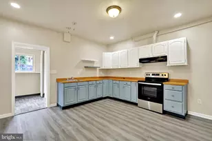 428 E Main St, Ephrata, PA 17522 - Photo 9