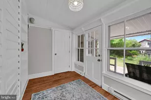 33 S 11th St, Akron, PA 17501 - Photo 17