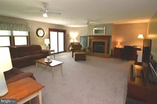 224 Andrea Dr, Lititz, PA 17543 - Photo 27