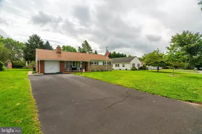 1711 Billview Drive, Lancaster, PA 17601 - Photo 3