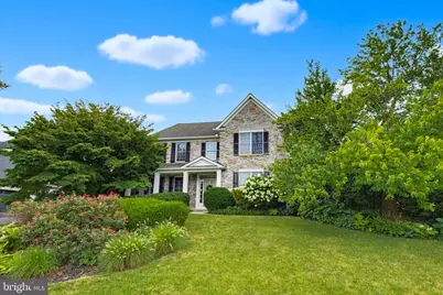 137 Huntingwood Drive, Lancaster, PA 17602 - Photo 1