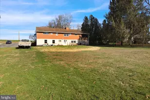 2460 Honeysuckle Ln, Lancaster, PA 17603 - Photo 39