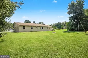 809 Sentz Dr, Mount Joy, PA 17552 - Photo 21