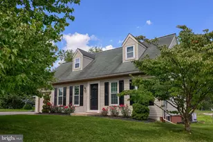 129 Buchland, Ephrata, PA 17522 - Photo 3