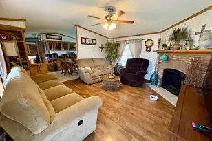 20 Circle Dr, Columbia, PA 17512 - Photo 5