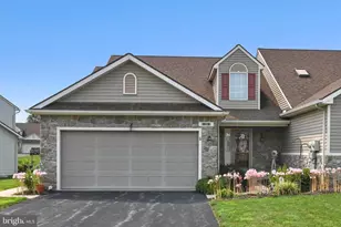 325 Hill St, Mount Joy, PA 17552 - Photo 3