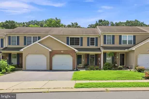 344 Crosswinds Dr, Lititz, PA 17543 - Photo 3