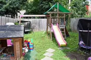 409 E Strawberry St, Lancaster, PA 17602 - Photo 21