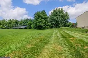 677 Knoll Dr, Mount Joy, PA 17552 - Photo 29