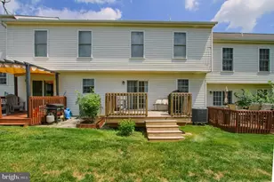 677 Knoll Dr, Mount Joy, PA 17552 - Photo 5
