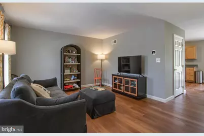 677 Knoll Drive, Mount Joy, PA 17552 - Photo 7